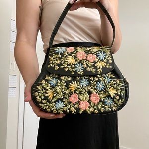 Vintage Y2K floral embroidered handbag